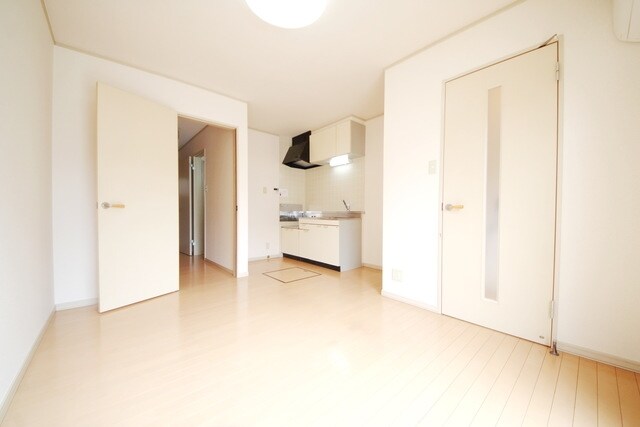 メゾネット・アミの物件内観写真