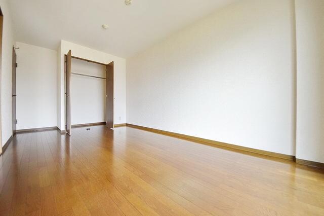 アンプルールフレアの物件内観写真