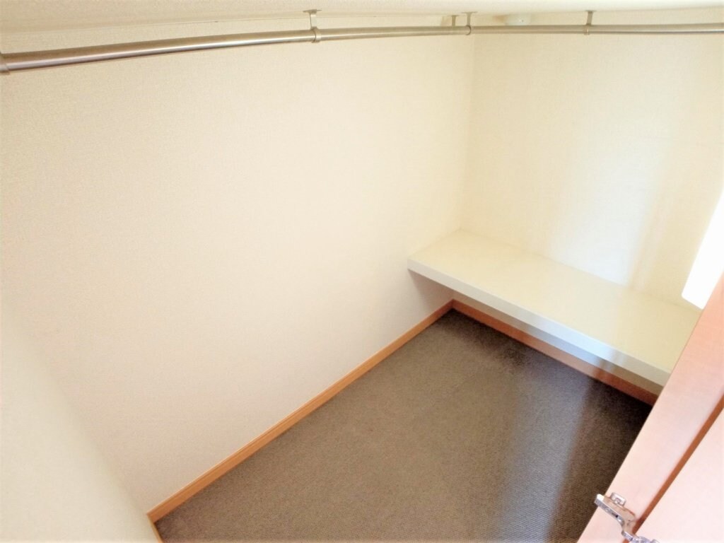 レオパレスアリーナレジデンスの物件内観写真