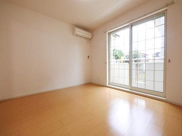 レジデンスガーデンIの物件内観写真