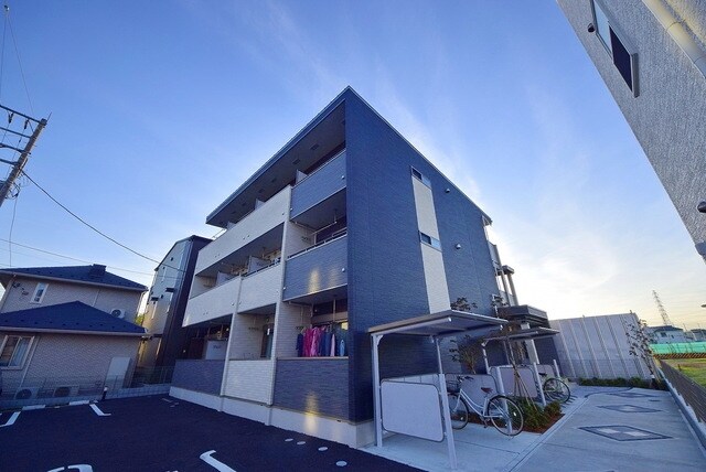 ヴィラ ストリアの物件外観写真