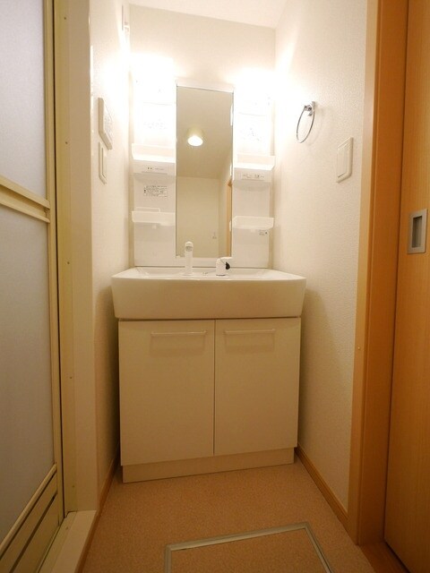 エミナンス南町の物件内観写真