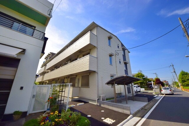 アリエスの物件外観写真