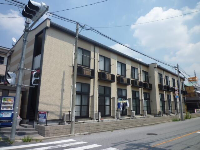 レオパレスウィスタリアの物件外観写真