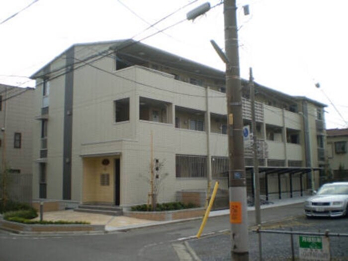 エルミタージュ・アンの物件外観写真