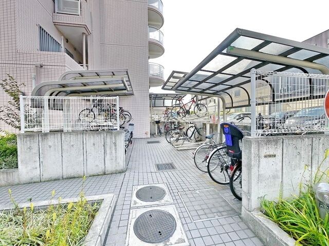 バーディーテラス仲町の物件内観写真