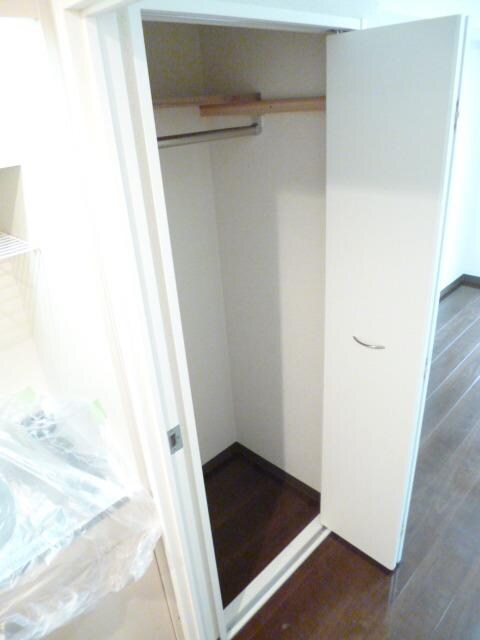 エストタウンWarabiの物件内観写真