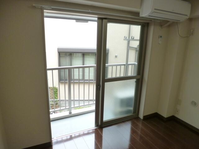 エストタウンWarabiの物件内観写真