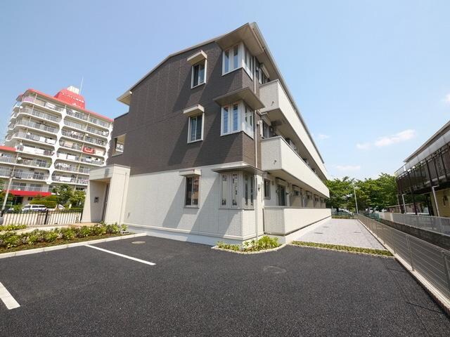 ロブレコートの物件外観写真