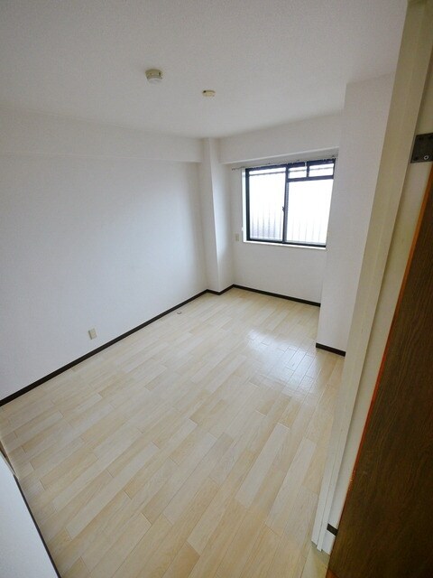 ル・マイーム参番館の物件内観写真