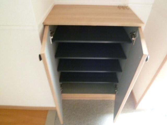 ルミエール壱番館の物件内観写真