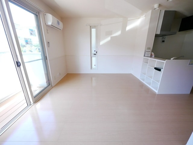 ラフレ仲道 Cの物件内観写真