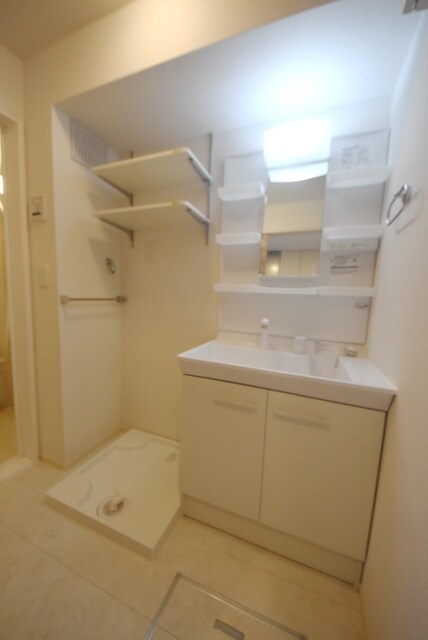 ホワイトヴィラの物件内観写真