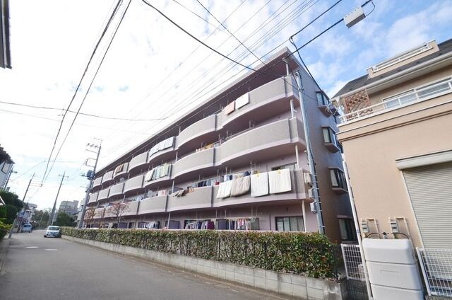 フローレスタ カーサの物件外観写真