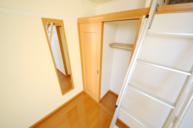 レオパレスパインズ2号の物件内観写真