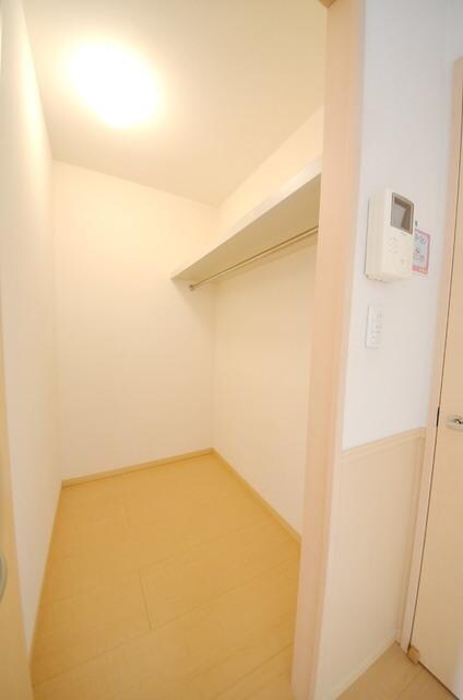 コアロード Dの物件内観写真