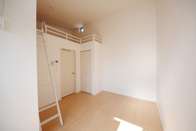 シャテーニュの物件内観写真