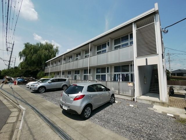 レオパレスツカサの物件外観写真