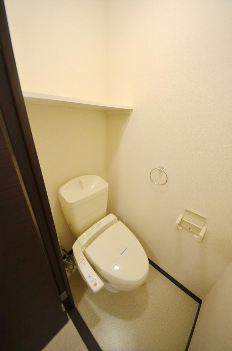 レオネクスト泉の物件内観写真