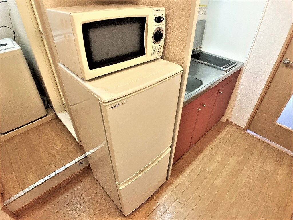 レオパレスエミールプラザの物件内観写真