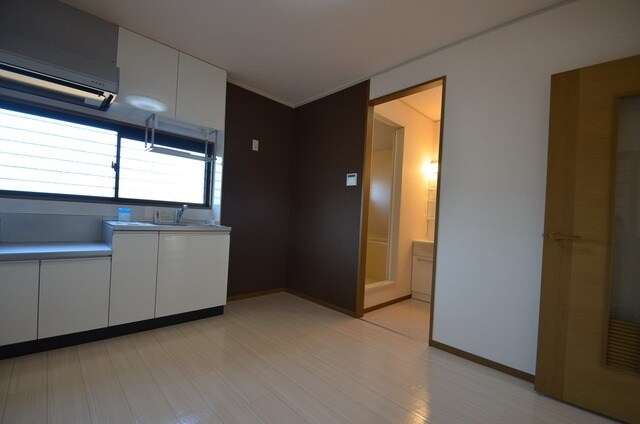 サウスメゾン Aの物件内観写真