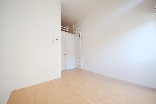 スプリングフォレスト参番館の物件内観写真