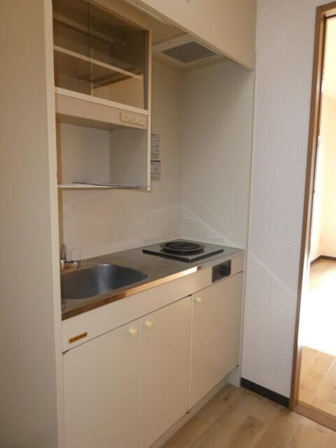 稲荷ハイツの物件内観写真