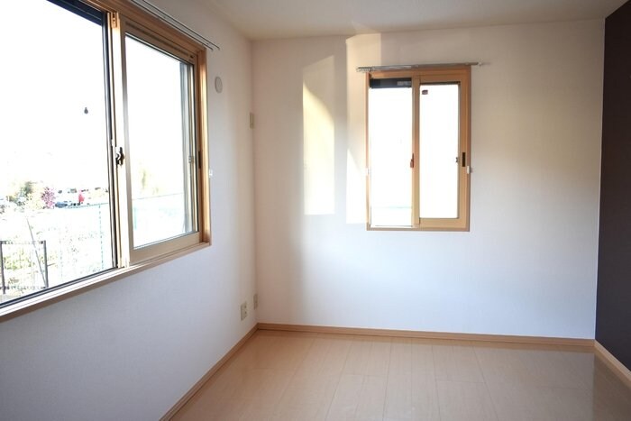 ルミエール 参番館の物件内観写真