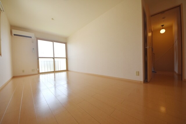 レガーロ Bの物件内観写真