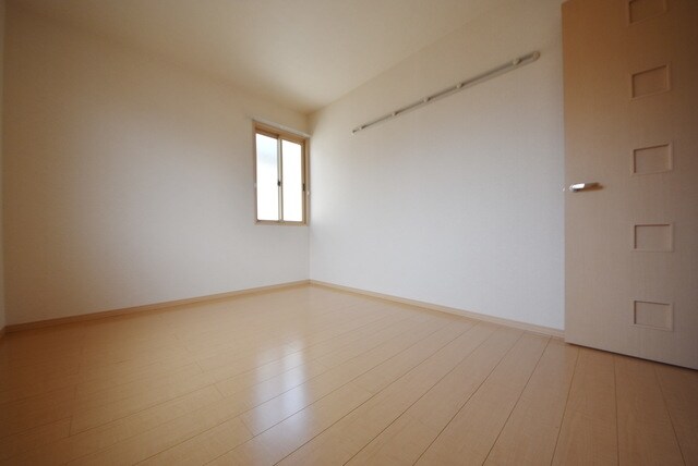 レガーロ Bの物件内観写真