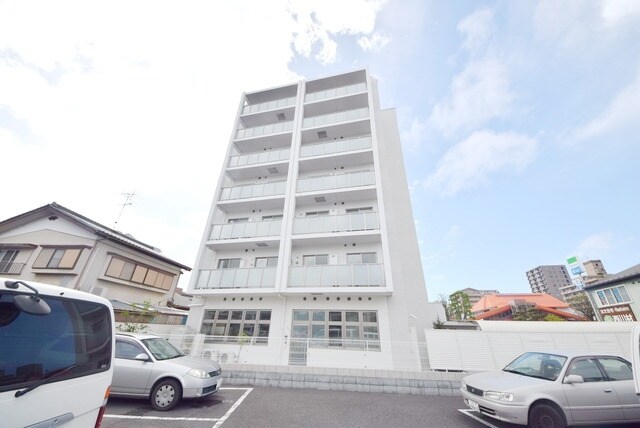 Garden House III 大宮土呂駅前の物件外観写真