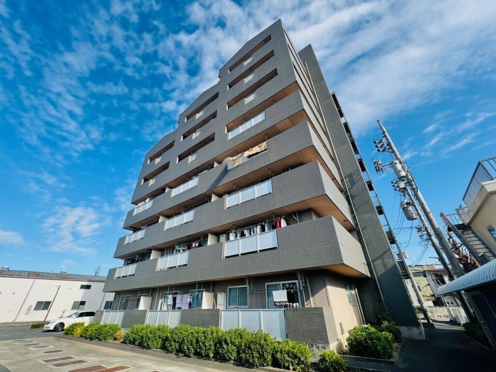 ロンドモンターニュの物件外観写真