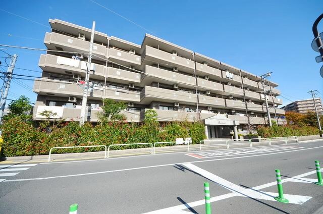 ブリリアントの物件外観写真