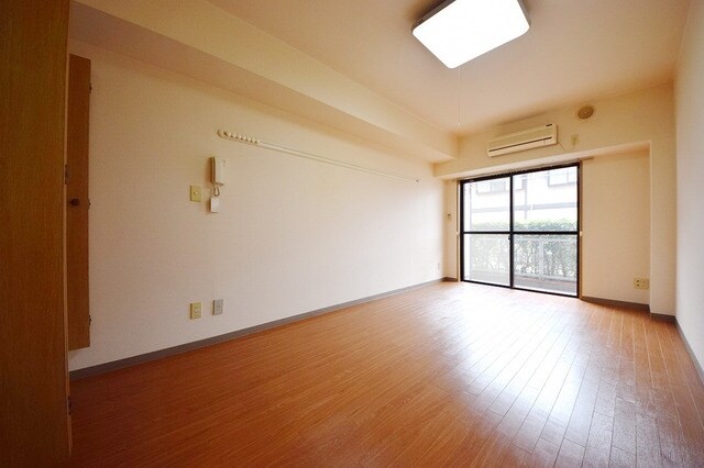 ベルメゾン三郷の物件内観写真