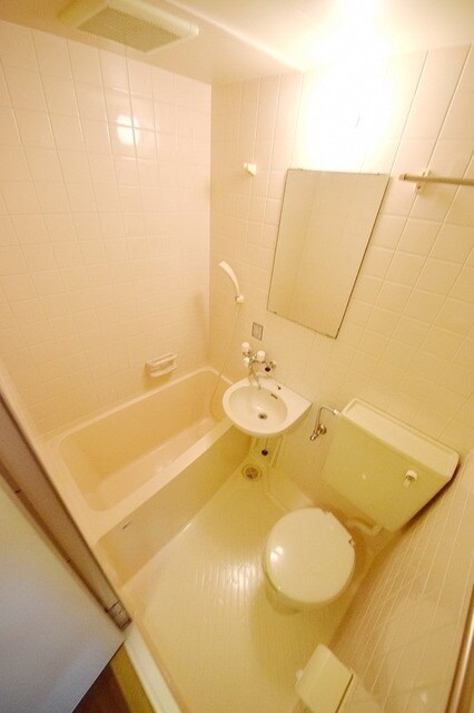 ベルメゾン三郷の物件内観写真