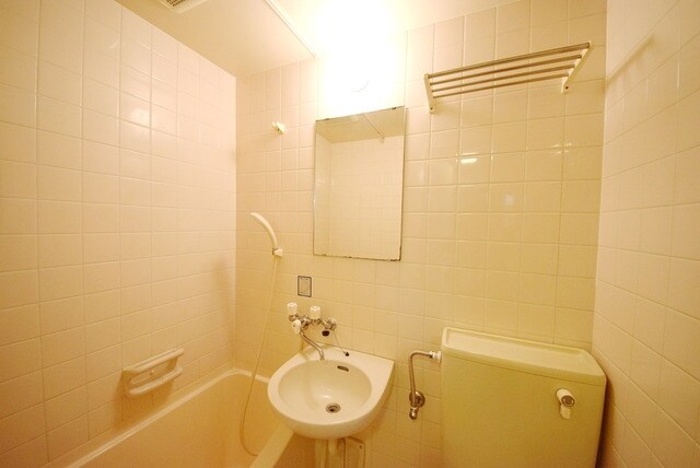 ベルメゾン三郷の物件内観写真