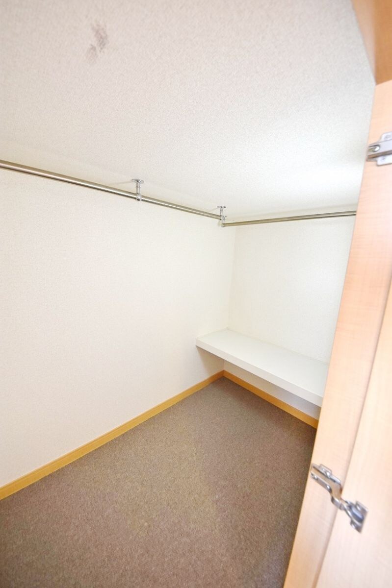 レオパレスプレステージ草加の物件内観写真