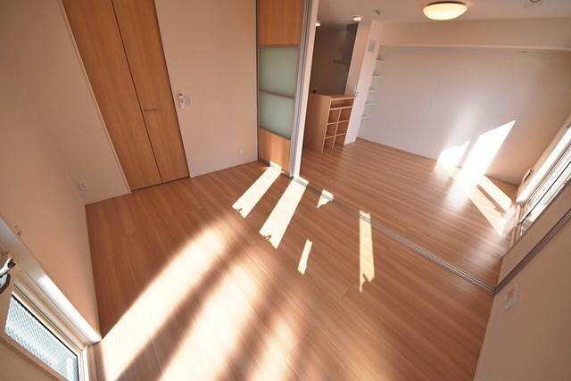 ロイジェントパークスレイクタウンIII J棟の物件内観写真