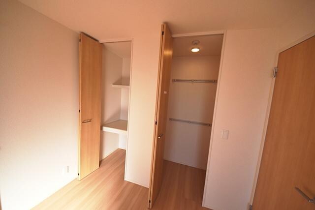 ロイジェントパークスレイクタウンIII J棟の物件内観写真