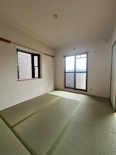 ルミエール清水の物件内観写真