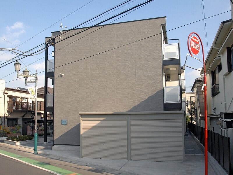 レオパレスリモーネIVの物件外観写真