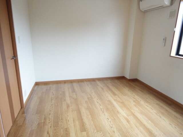 ガーデンヒルズNAKAYAMA参番館の物件内観写真