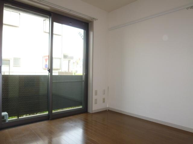 シャルマン東川口の物件内観写真