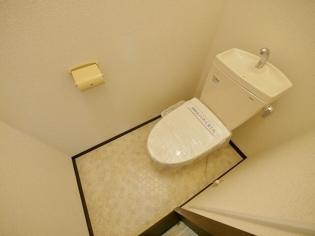 ホワイトハイツの物件内観写真