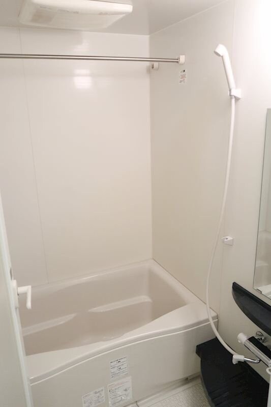 アン・ボルヌの物件内観写真