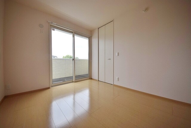 レイクルイーズの物件内観写真