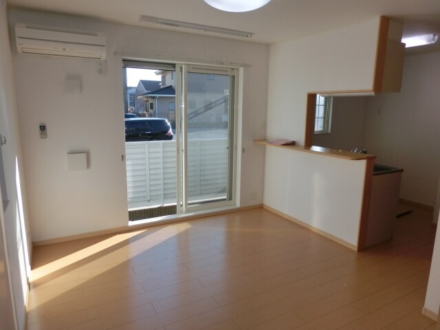 アーバンウィンズ5の物件内観写真