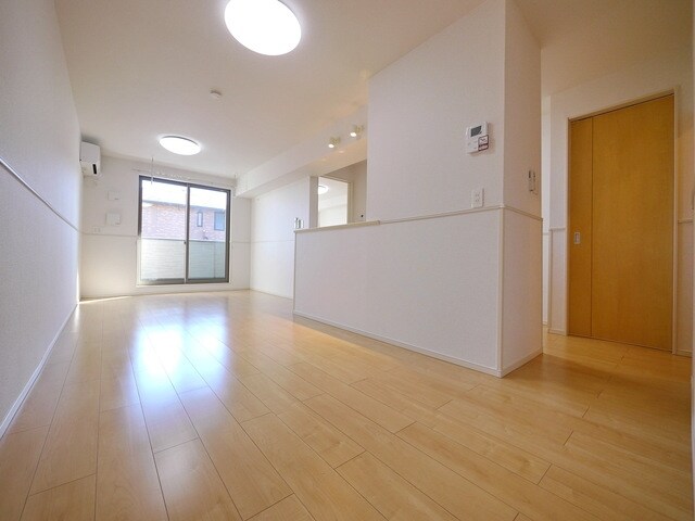 ビサイド ストリームの物件内観写真