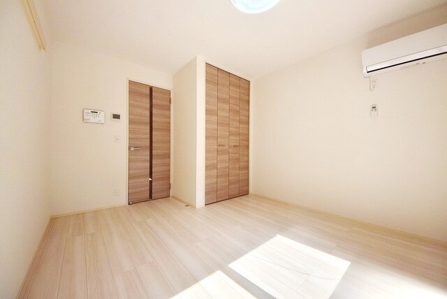 ホワイトヴィラの物件内観写真