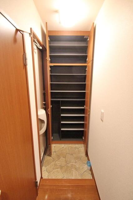 リビングタウン三橋西Bの物件内観写真